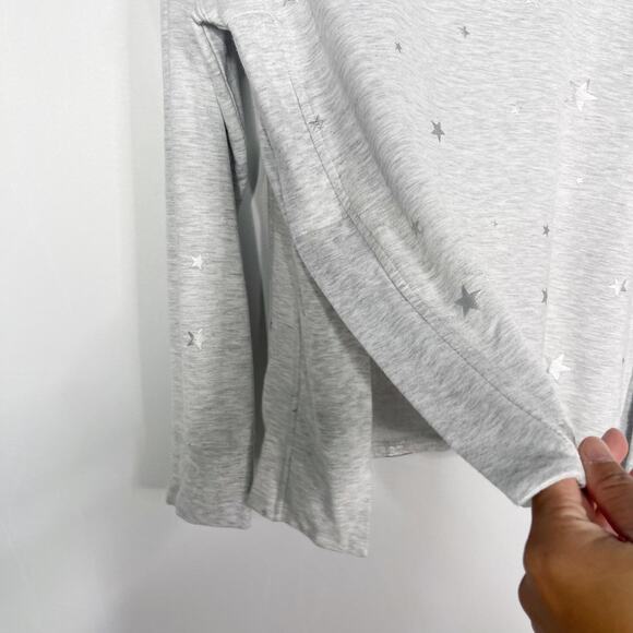 New Thread & Supply XS Gray Silver Star Print Crew Neck Pullover Top Side Split - Picture 5 of 10